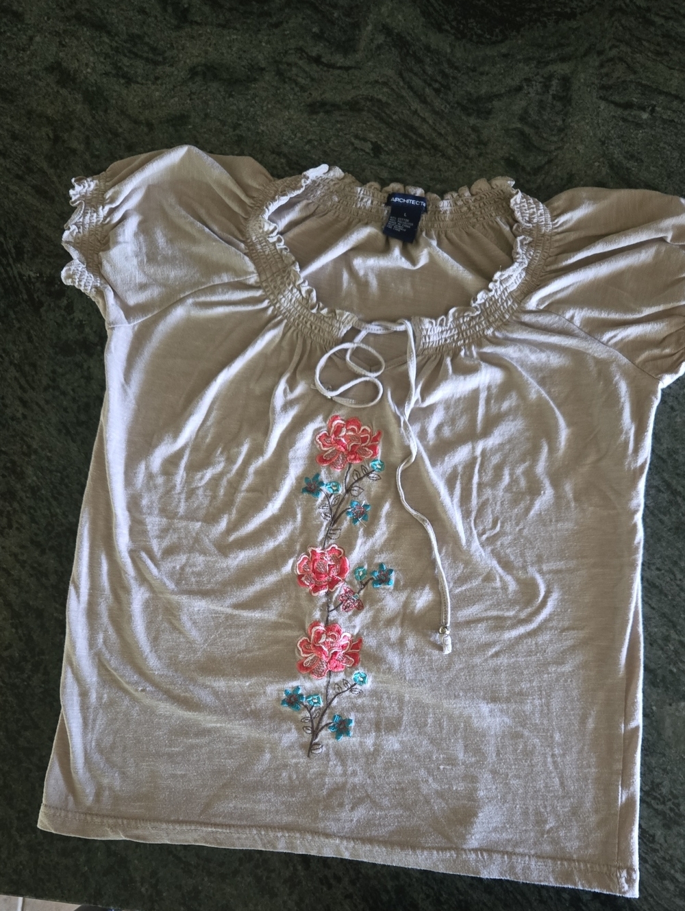 Architect Cream Women's Embroidered Floral Short Sleeve Top